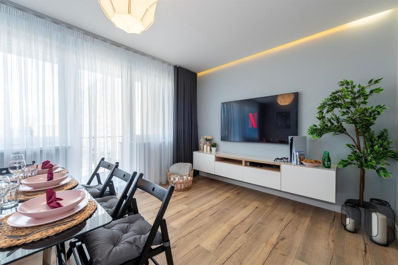 Golden Sands - Winda, 2 Sypialnie Oraz Salon, Lozeczko Turystyczne, Balkon, Play Station 5, Ekspress Do Kawy, Atlas Arena, Zoo, Fala Łódź Exteriör bild